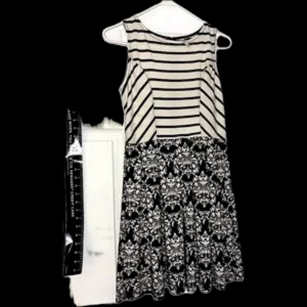 Xhilaration Striped and Patterned Sleeveless Dress - Picture 5 of 10